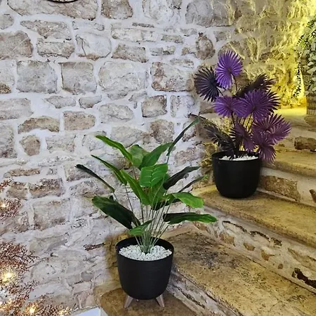 Mariposa Grumo Bed & Breakfast *
