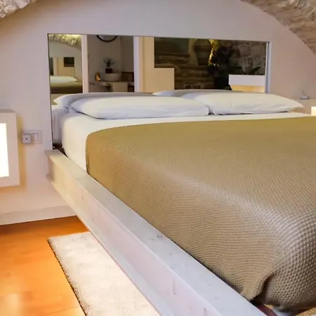 Mariposa Grumo 住宿加早餐酒店 Grumo Appula