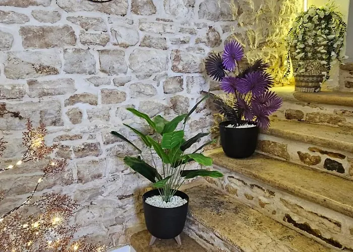 Mariposa Grumo فندق مبيت وإفطار *